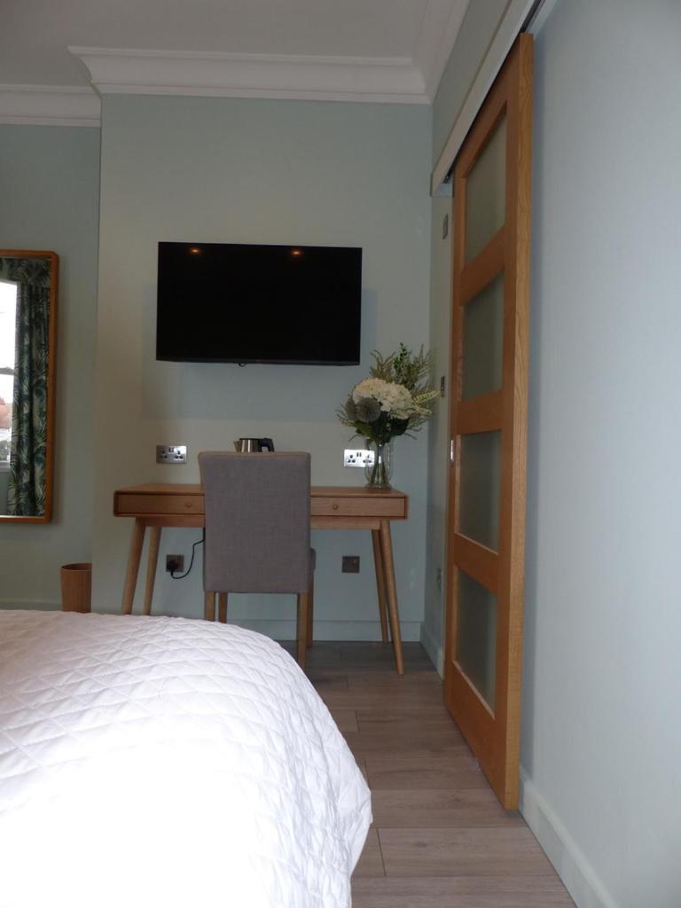 Hamilton Court Hotel Hoole Chester Eksteriør bilde